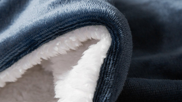 全自動毛毯裁剪機